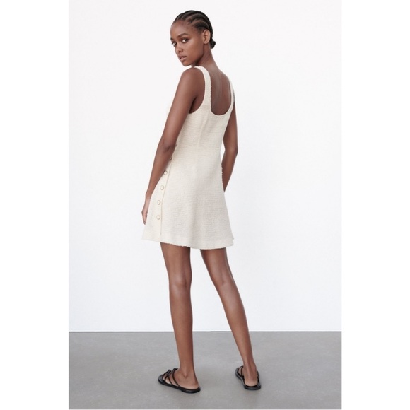 23. Zara tweed like textured mini dress with side size L - Picture 4 of 6